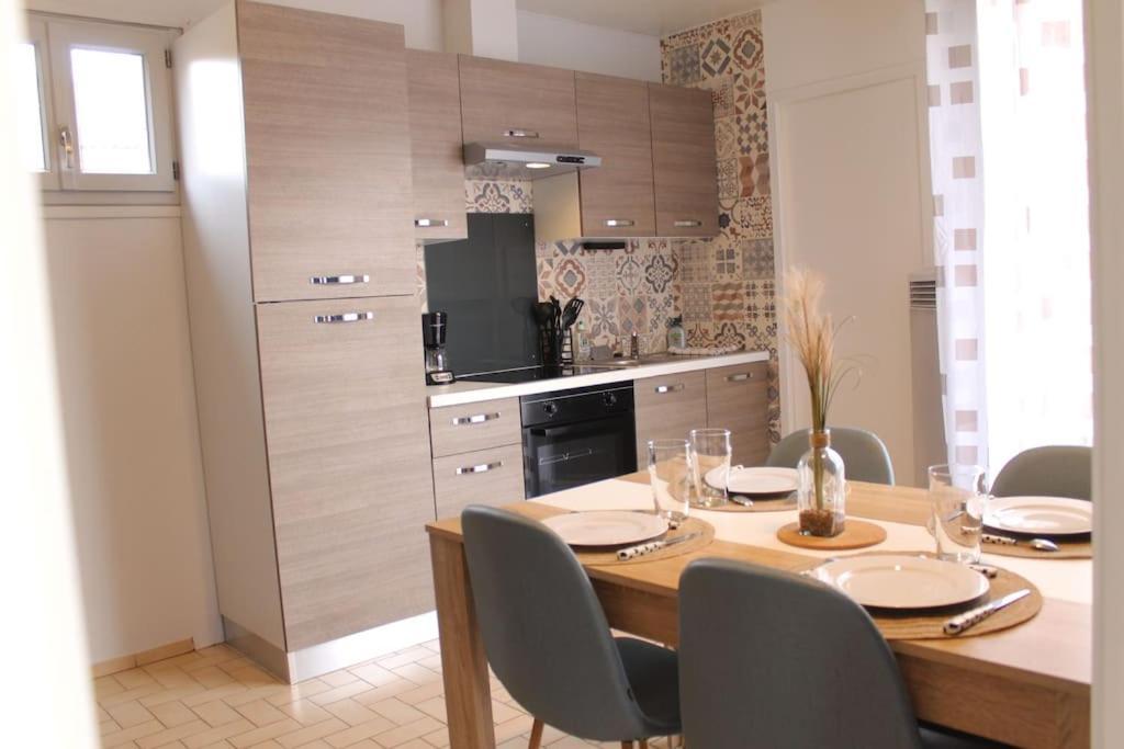 Le Saint-Amour Appartement Classe 2 Etoiles Luaran gambar